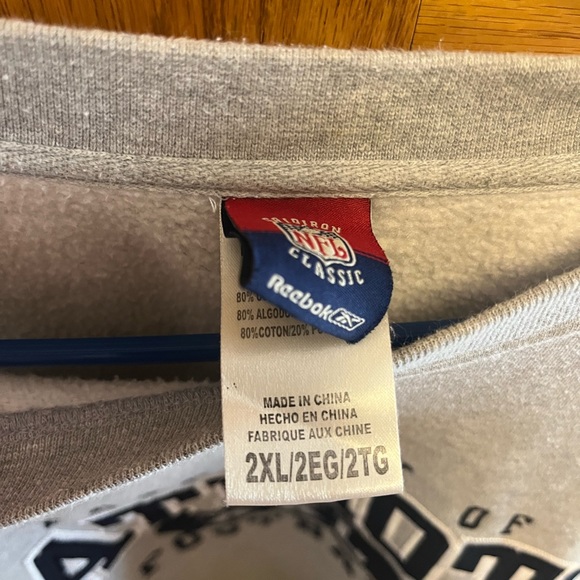 New England patriots Reebok Crewneck sweater - Picture 2 of 2